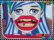 Ghoulia Yelps Bad Teeth